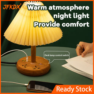 Lámpara de escritorio con puerto de carga USB de varios niveles de brillo