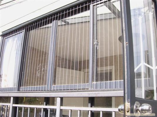 Tamaño de aluminio 6m Conjunto fijo de rejilla invisible espesor de alambre de 2,0 mm malla protectora fuerte para ventanas balcones y puertas