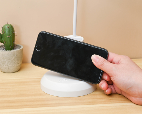 Lámpara de mesa USB plegable con control táctil