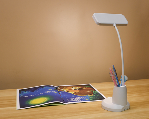Control táctil elegante lámpara de mesa de carga moderna en la imagen paleta de colores perfecta