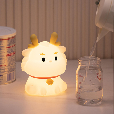 Voz inteligente Dragón Carga con Silicona Dormida Pat Creativa Luz Nocturna Regalo Colorido Luz de la atmósfera