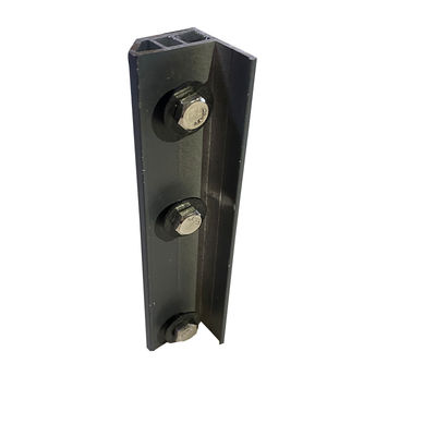Grill de seguridad de balcón de 6 m equipado con marco de pista de aluminio Método de instalación atornillado Solución de seguridad duradera y robusta