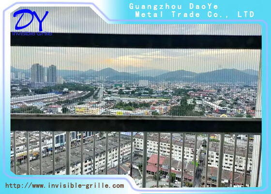 Grilla de seguridad invisible barrera protectora invisible diseñada manteniendo la armonía estética