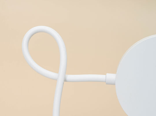 Lámpara de mesa LED moderna para niños, luz nocturna blanca recargable por USB con Control táctil y Clip para el cuello, para estudio de estudiantes, venta al por mayor