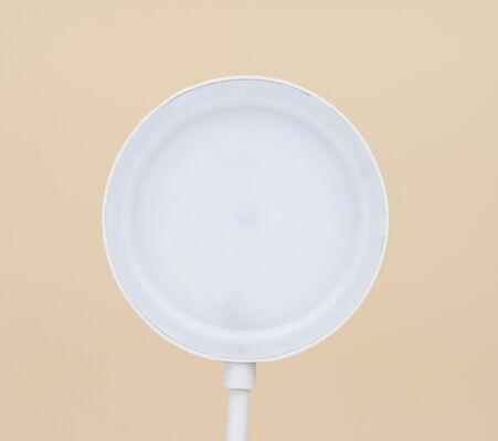 Lámpara de mesa LED moderna para niños, luz nocturna blanca recargable por USB con Control táctil y Clip para el cuello, para estudio de estudiantes, venta al por mayor