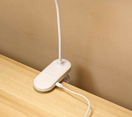 Lámpara de mesa LED moderna para niños, luz nocturna blanca recargable por USB con Control táctil y Clip para el cuello, para estudio de estudiantes, venta al por mayor