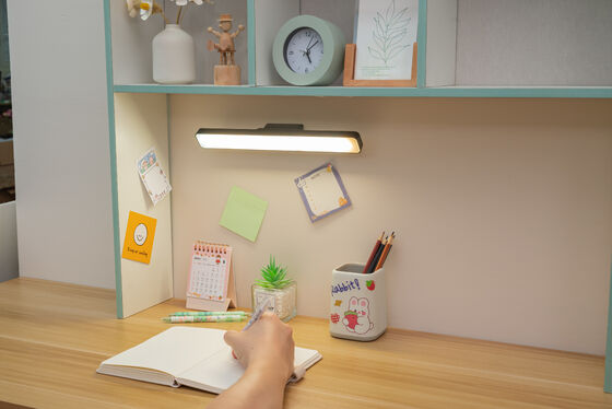Sensor táctil Lámpara magnética recargable Sala de estudio Dormitorio Ciudad de Shantou Chaoyang Iluminación portátil duradera