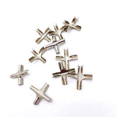 2.0mm Modelo Tipo de clip cruzando 2.0mm Componente robusto seguro