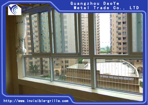 La parrilla invisible moderna añadió papeles incorpora parrillas invisibles del Anti-robo de una ventana del sistema