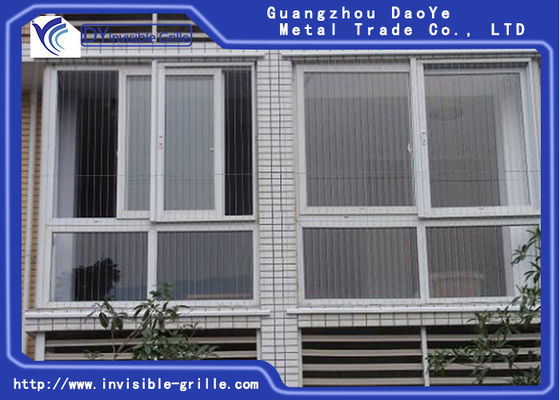 Verjas interiores invisibles de la escalera de la valla de seguridad 2.5m m de los edificios